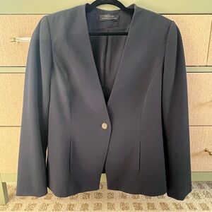 Arthur S. Levine Tahari Navy Collarless Blazer